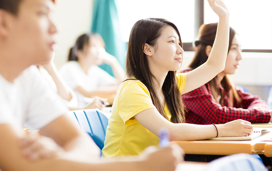 万和国際教育学院 様 写真